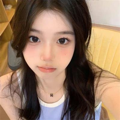 男人与婴儿